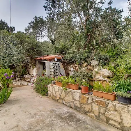 Mirella Apartament *