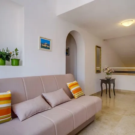 Mirella * Mali Lošinj